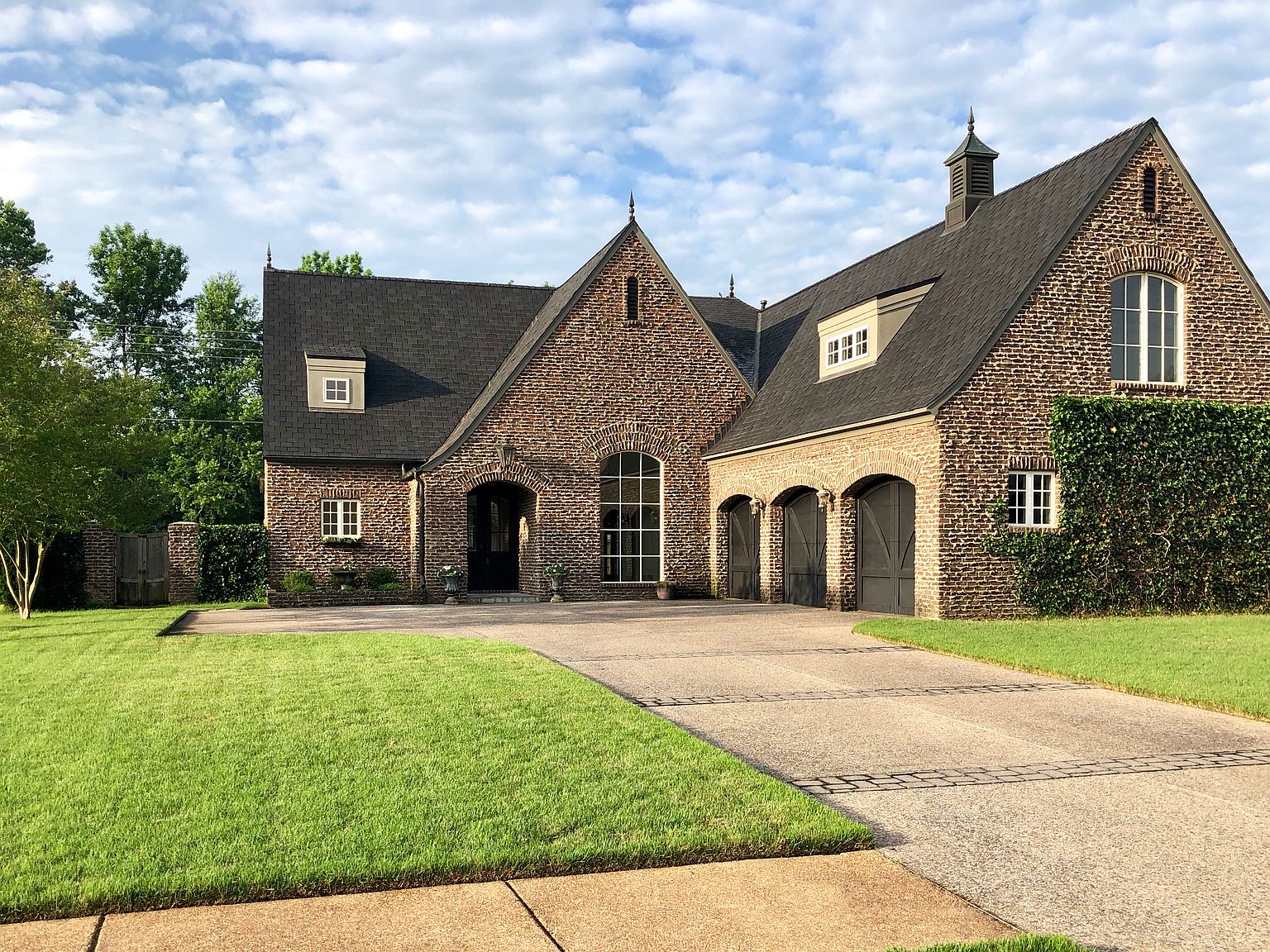 4941 Fleur De Lis S, Olive Branch, MS 38654 | Zillow