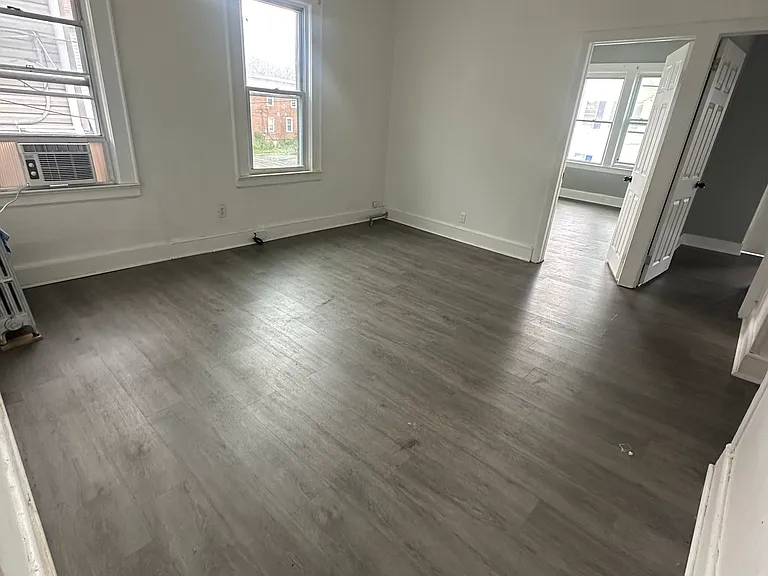 1035 Morris St #2F — Photo 4