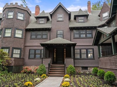 63 Griggs Rd, Brookline, MA, 02446