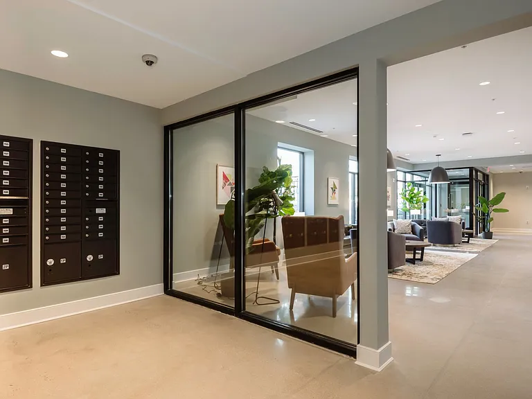 Meridia Brownstones — Photo 19