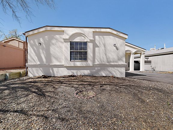 5th image of 1621 Jane Pl NE