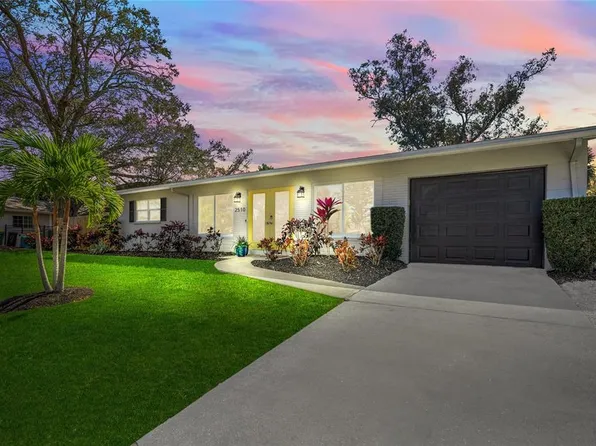 2510 Wisteria St, Sarasota, FL 34239