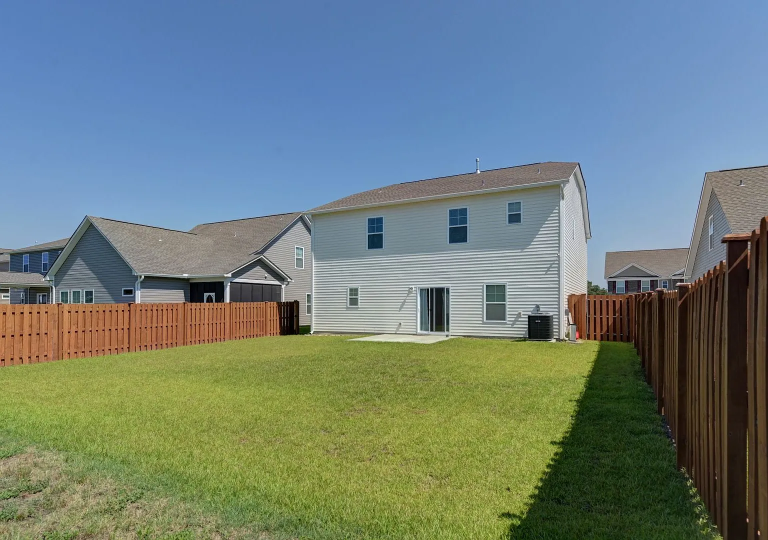 Discover your dream home at 728 Bustling Branch Lane in the vibrant community of Elgin! — Photo 3