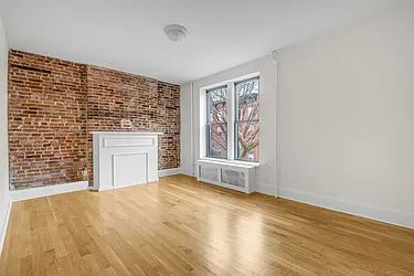 Rented by Engel and Volkers Brownstone Brooklyn