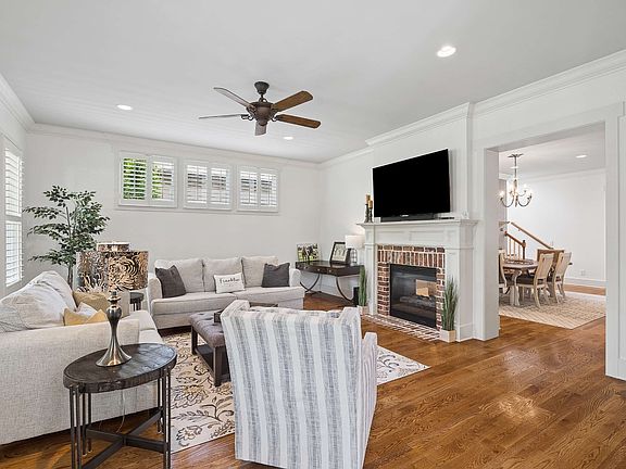 4th image of 1578 Westhaven Blvd