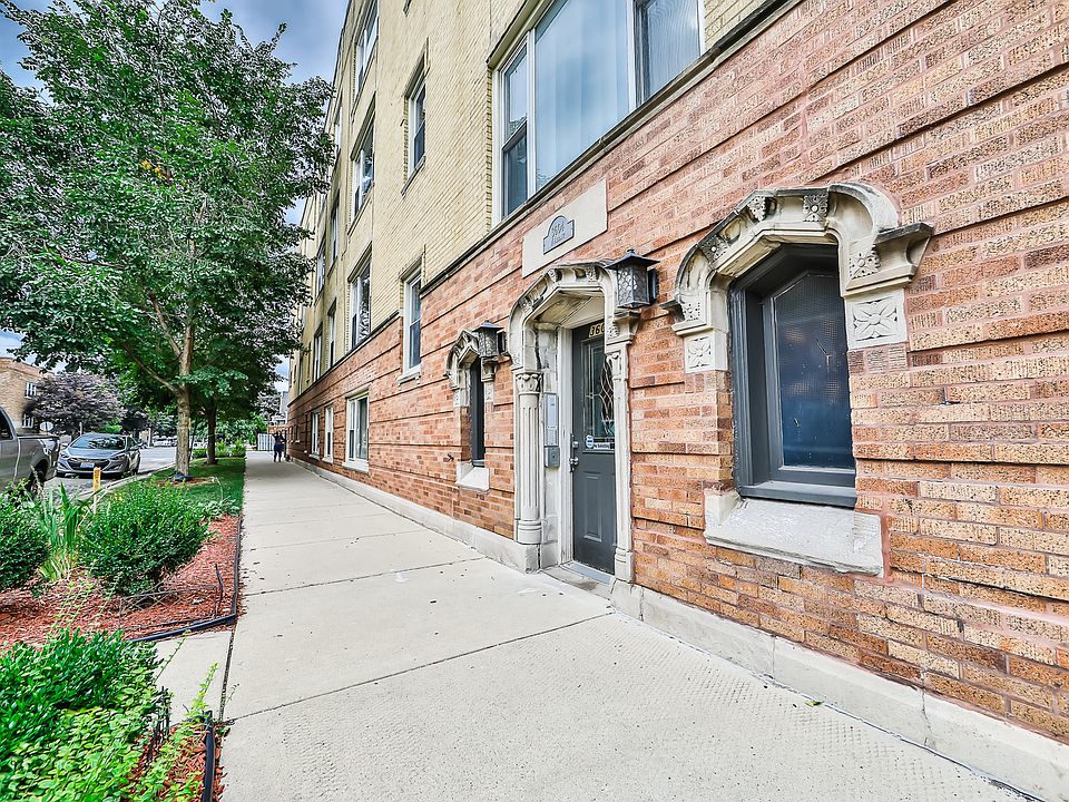 1st image of 3604 N Albany Ave APT 2F