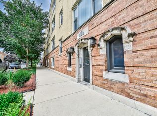 3604 N Albany Ave APT 2F, Chicago, IL 60618
