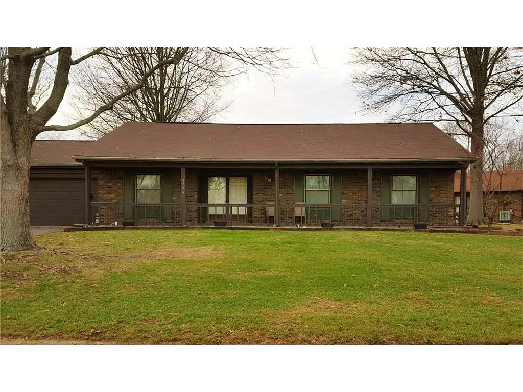 6796 Azalea Dr photo 1