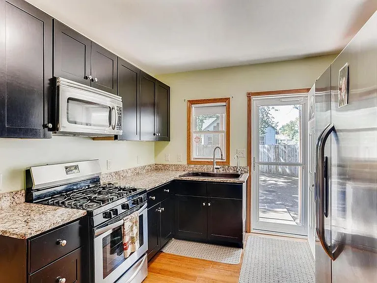 759 Monroe St #LOWER — Photo 4