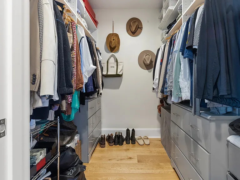380 Bunker Hill St #210 — Photo 24