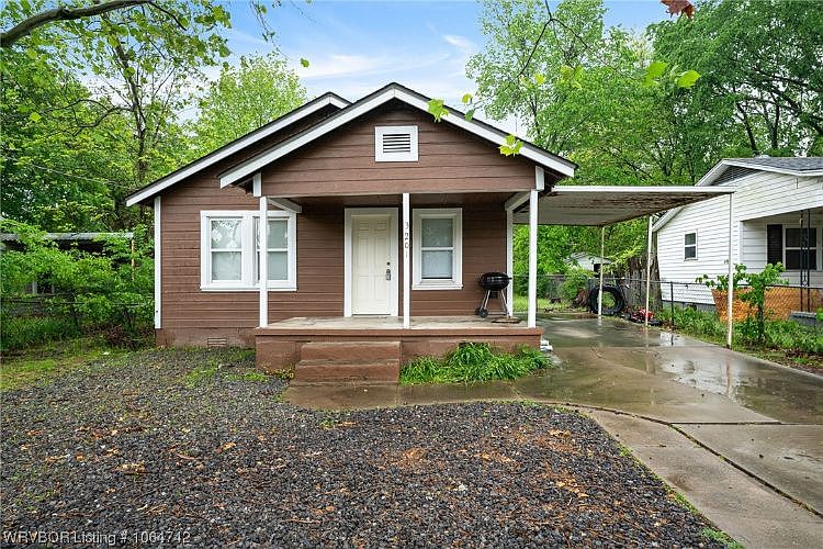 1st image of 3201 Emrich St