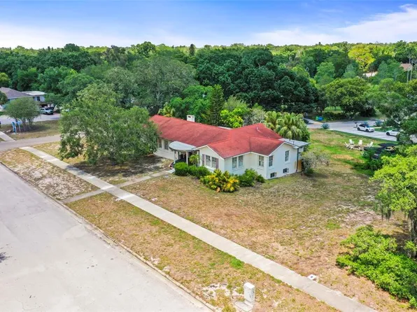 615 N Glenwood Ave, Clearwater, FL 33755