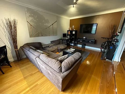 1st image of 2506 Davidson Ave APT 4G