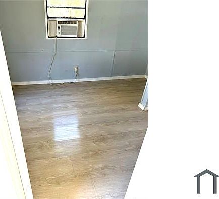 3rd image of 12383 SE 141st Cir #R9