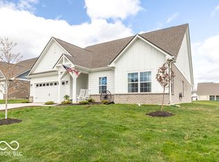 561 Riviera Pl, Greenwood, IN 46143