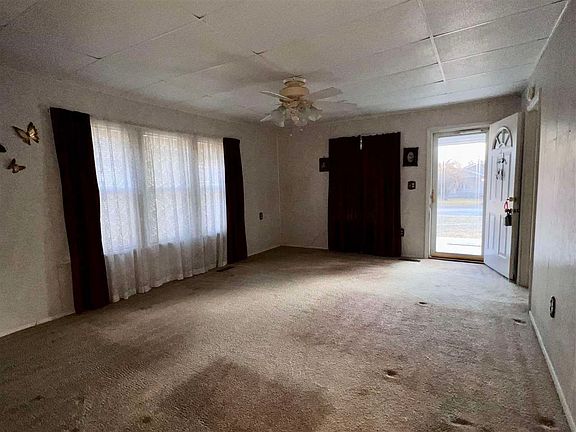 3rd image of 242 Enlow Ave