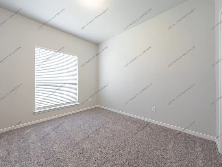 1458 Shadow Hill Ln — Photo 11