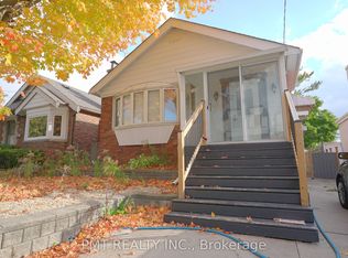 103 Yardley Ave, Toronto, ON M4B2A9