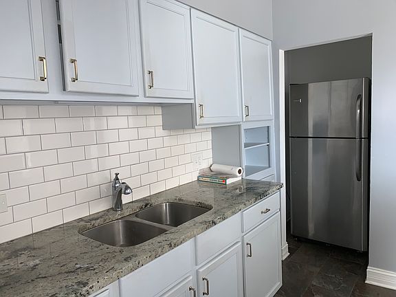 2nd image of 3649 N Leclaire Ave #2