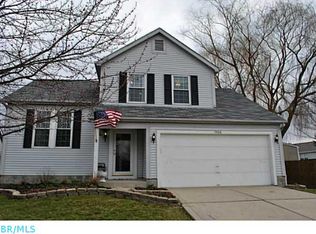 7406 Harbour Town Dr, Pickerington, OH 43147