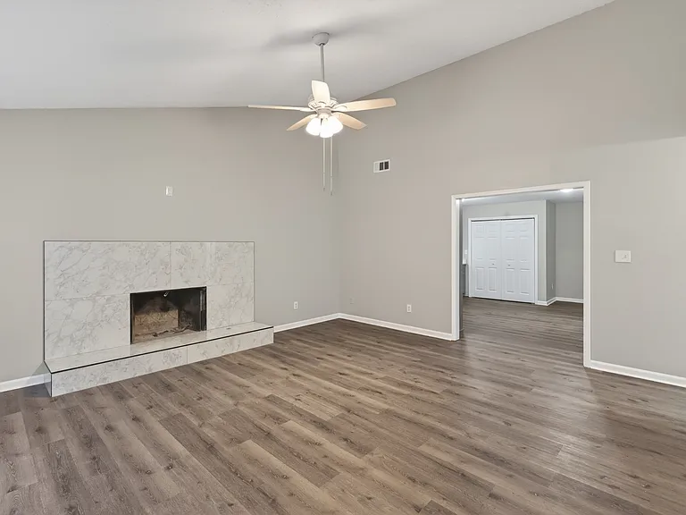 2595 Fieldstone View Ln SE — Photo 2