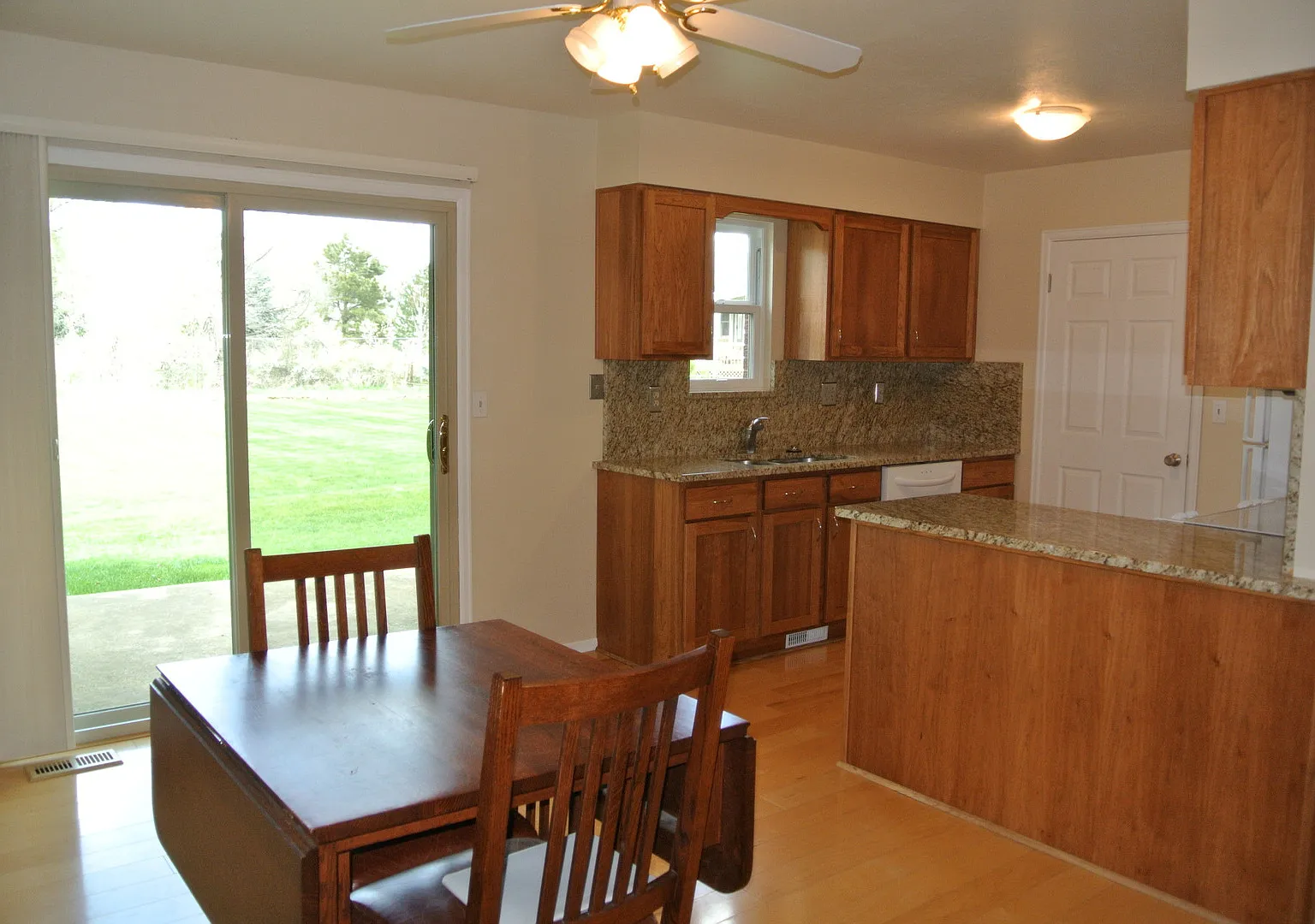 Boulder Townhome 3 bed, 2.5 bath — Photo 2