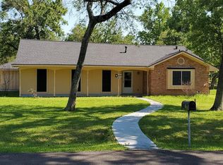 435 Rolling Wood Rd, Baytown, TX 77520