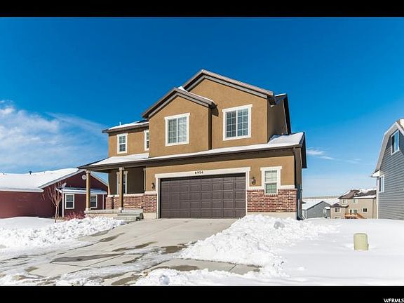 3rd image of 6904 S Sunlit Way #101
