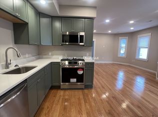 42 Almont St APT 2L, Medford, MA 02155
