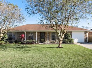 303 Balboa Dr, Luling, LA 70070