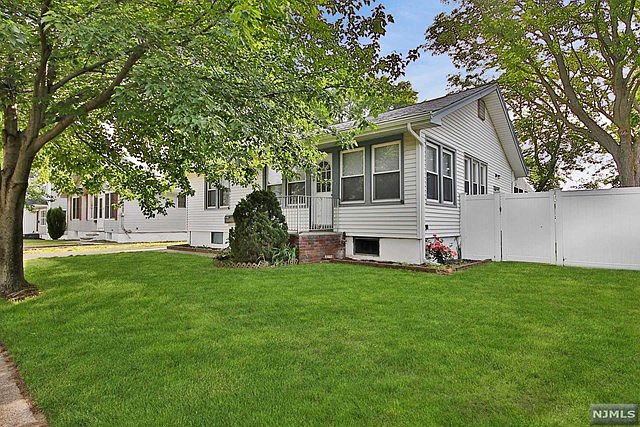 1st image of 69 Pomona Ave