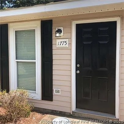 1 bed, 1.0 bath, 616 sqft, $899 — Photo 2