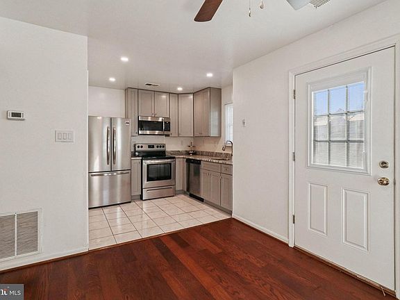 4th image of 4063 Bluebird Dr
