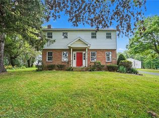 51117 Hadley Rd, East Palestine, OH 44413