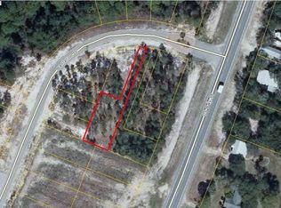 110 Plantation Dr, Carrabelle, FL 32322