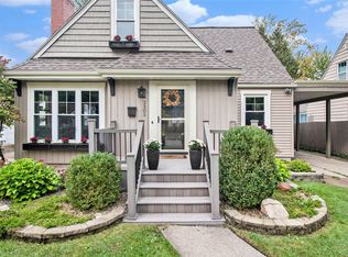 2305 Riverside Dr NE, Grand Rapids, MI 49505