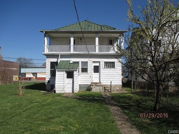 5th image of 2908 E 3rd St