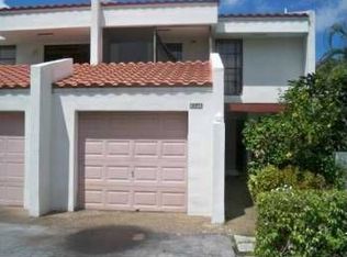 6546 Racquet Club Dr, Lauderhill, FL 33319