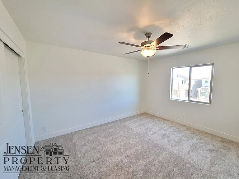 482 S Deep Creek Dr — Photo 37