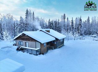 6885 No Name Ln, Fairbanks, AK 99712