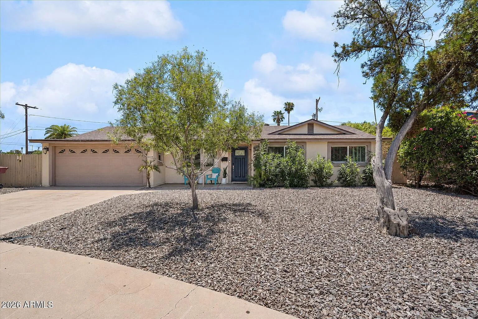 4 bed, 2.0 bath, 1756 sqft, $4,250 — Photo 1