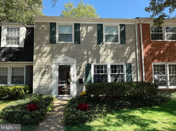 1705 Fillmore Ct, Crofton, MD 21114