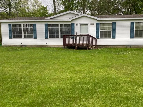 7301 Regal Ave SE, Grand Rapids, MI 49548