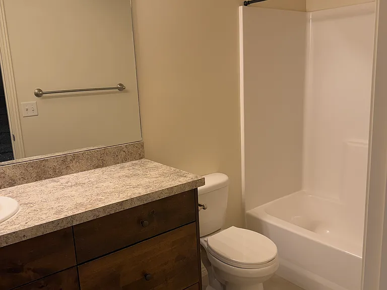 1045 S 1200 W #70B — Photo 2