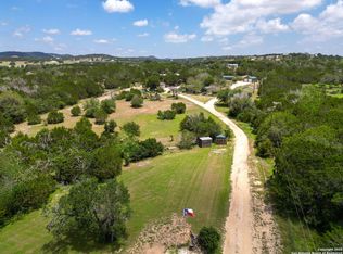 260 Misty Ln, Bandera, TX 78003