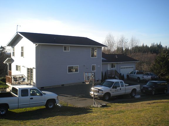 3rd image of 697 Majestic View Ln
