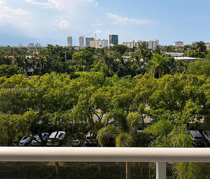 3640 Yacht Club Dr #502 — Photo 32