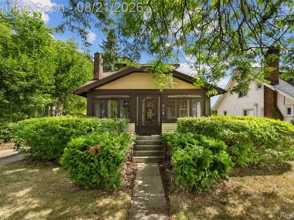 714 N Chevrolet Ave, Flint, MI 48504