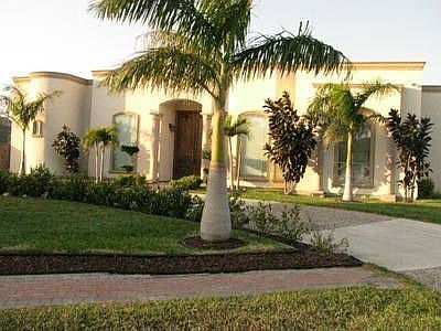 1st image of 2211 Deer Field Blvd