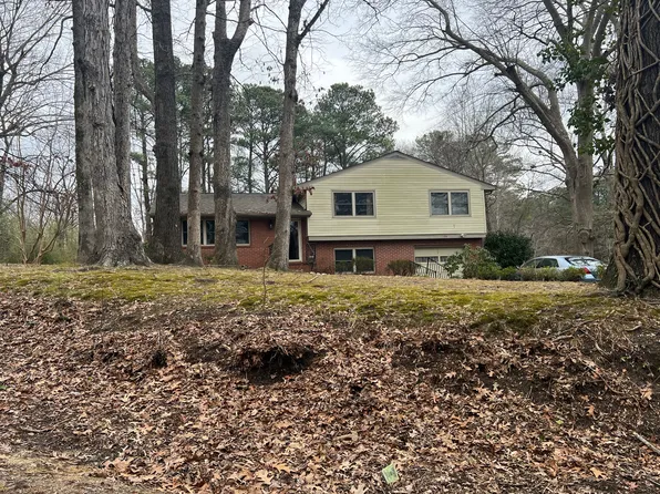 138 Normandy Ln, Newport News, VA 23606